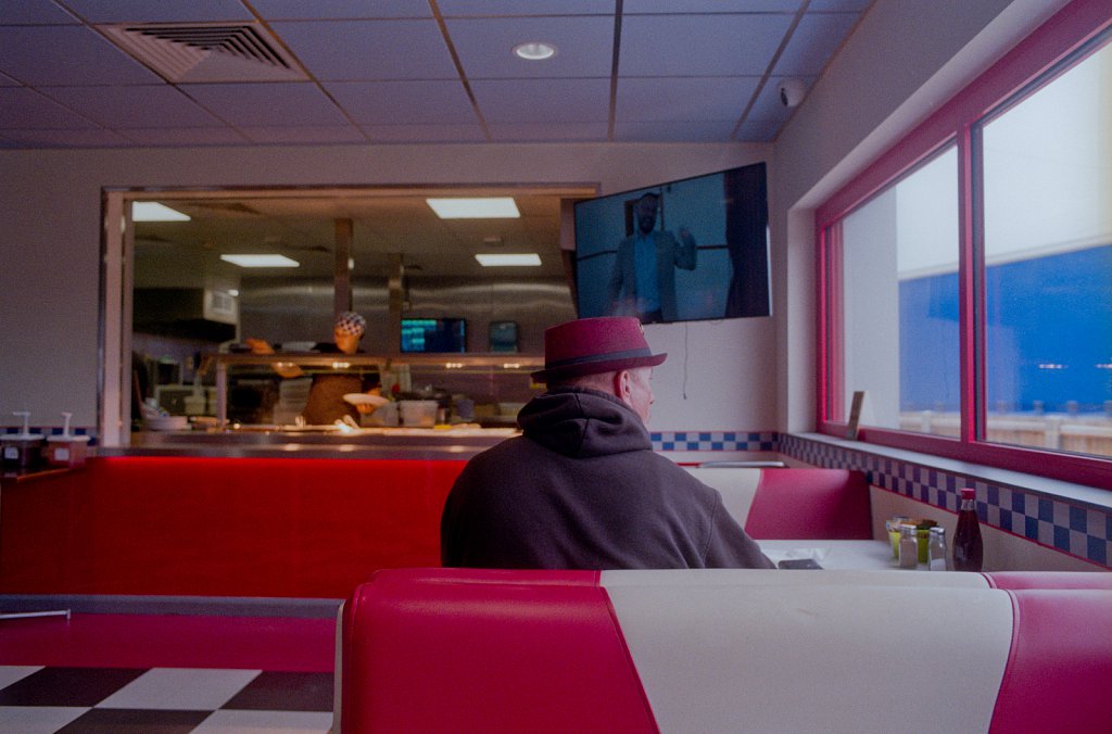 barber-stadium-diner-06jpg.jpg